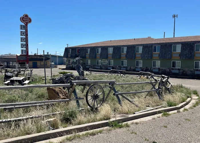 Cheap hotels Rawlins Western Lodge